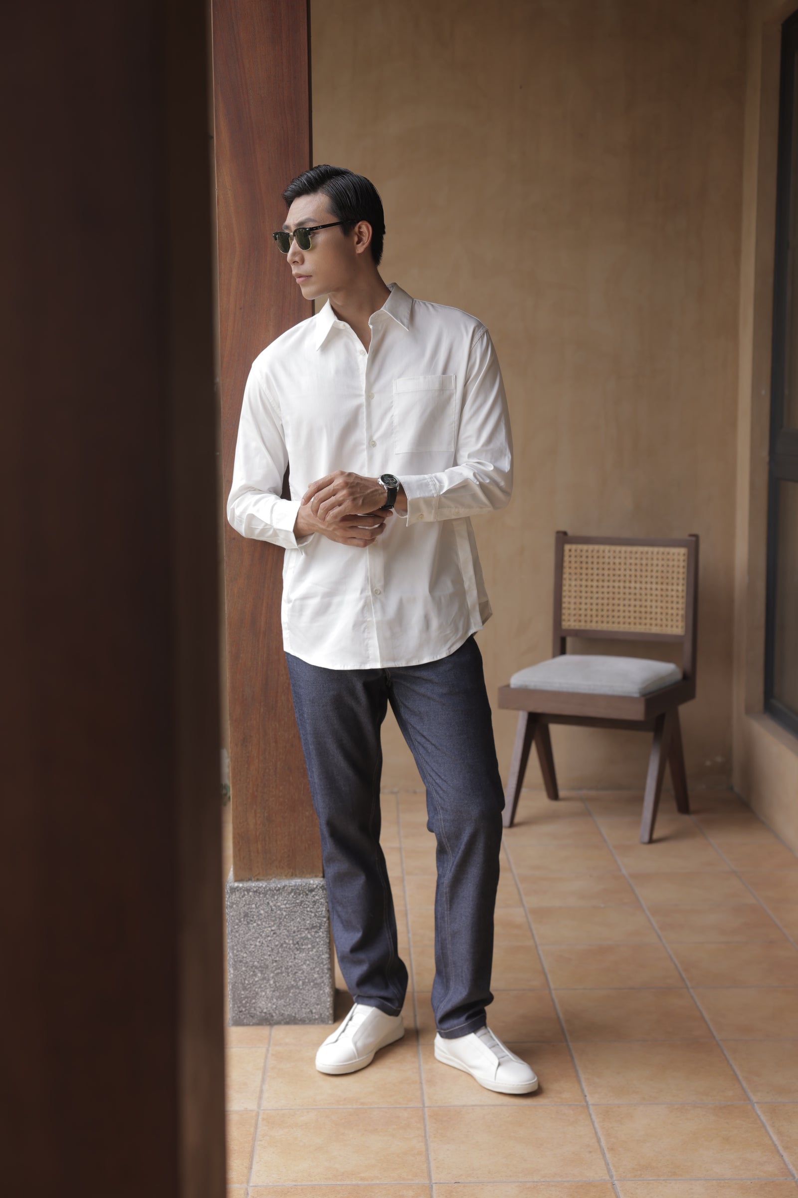 Classic Straight-Leg Jeans