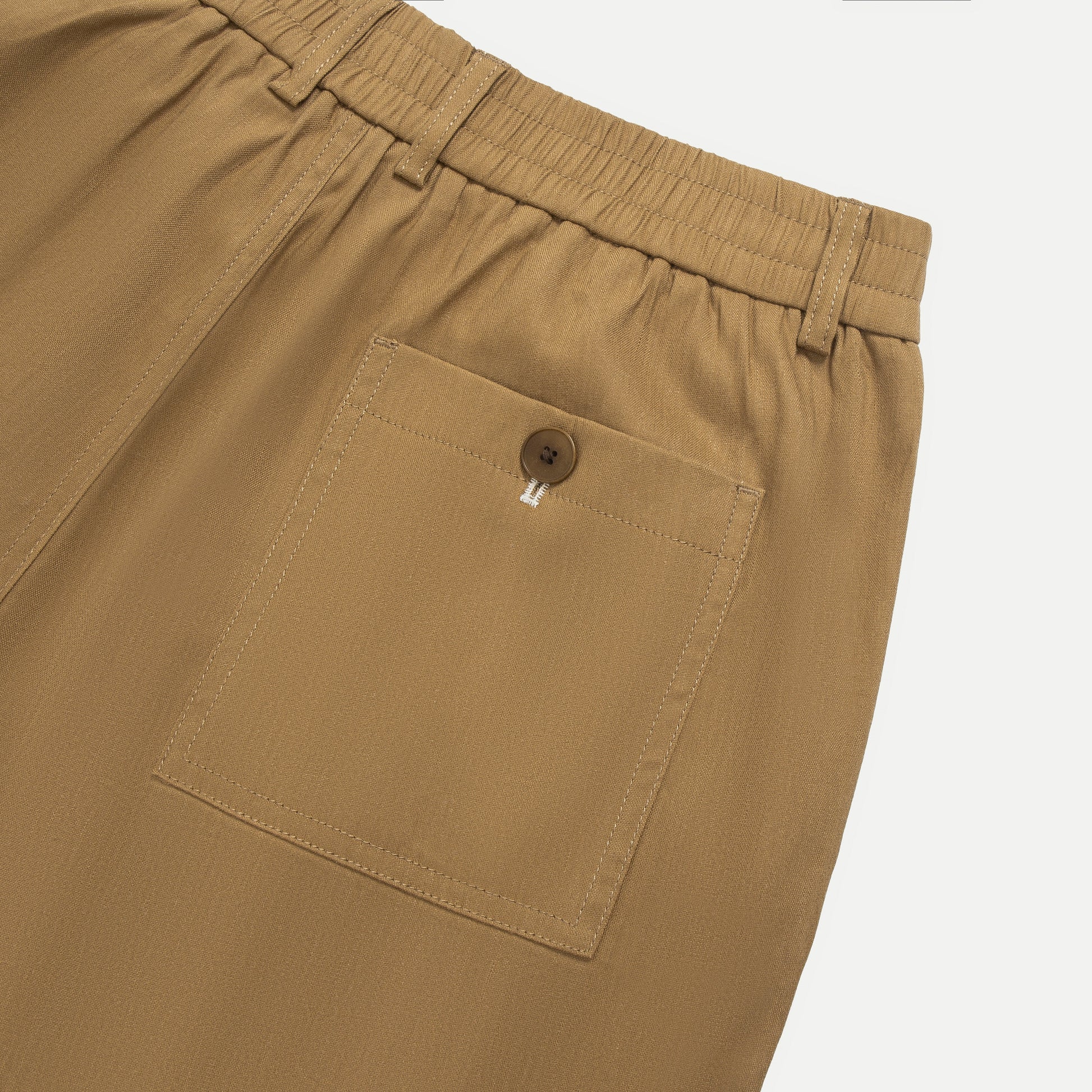 Regular-Fit Kaki Shorts