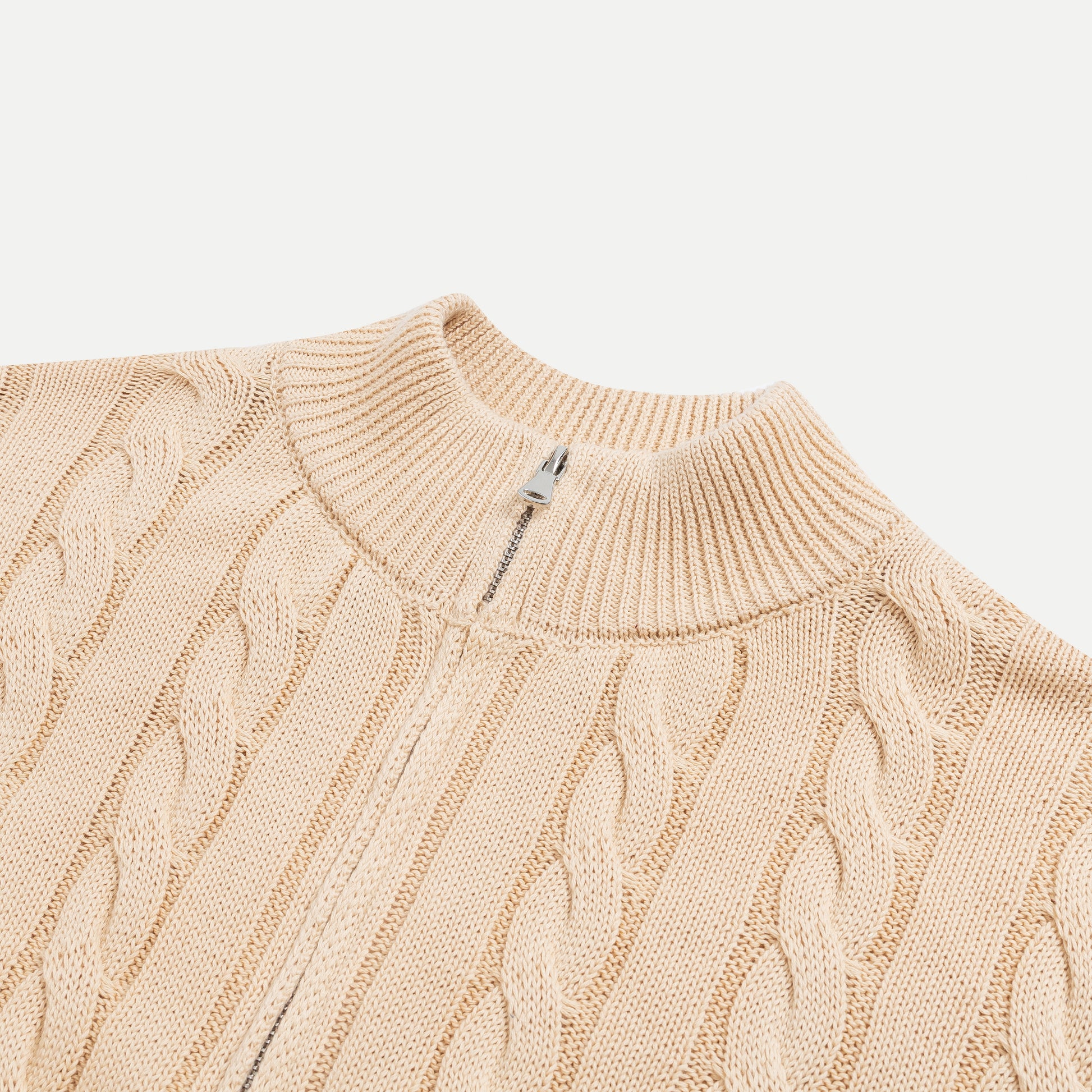 كنزة صوفية محبوكة بنمط كابل من مزيج الكشمير